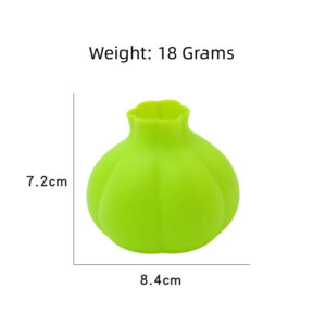 Flexible Green Kitchen Tools Silicone Garlic Roller Peeler Vegetable Skin Remover Garlic Shape Funny Easy Quick to Peel Reusable